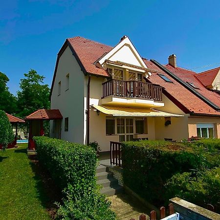 Szepkilatas Vendeghaz Βίλα Balatonfůzfő Εξωτερικό φωτογραφία